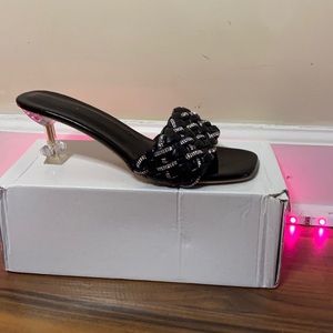 SHEIN STRAP HEELED SANDAL